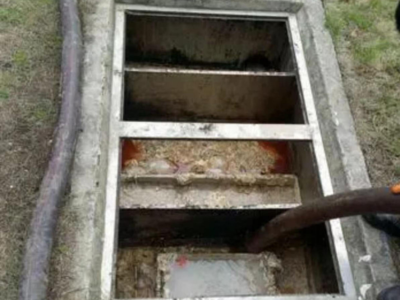 沙溪镇隔油池清理