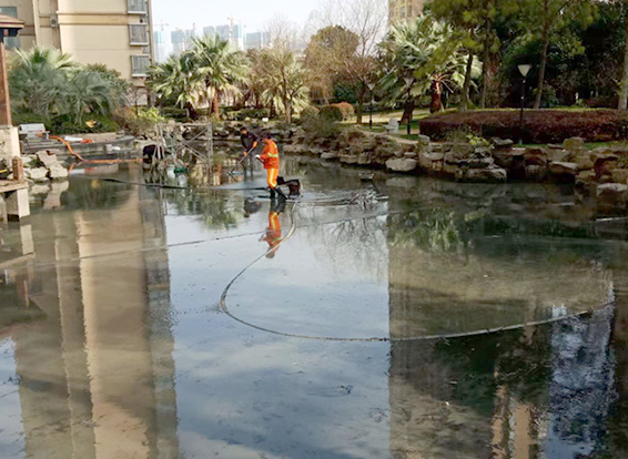 沙溪镇景观池淤泥清理